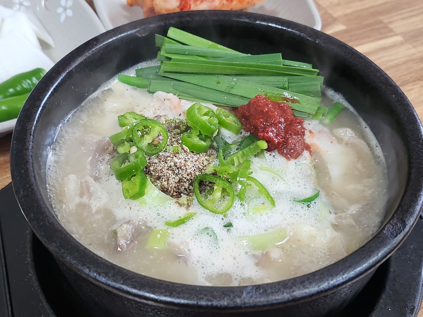 충주 순대국밥 맛집 찾는다면, 안성가마솥순대국이 정답!