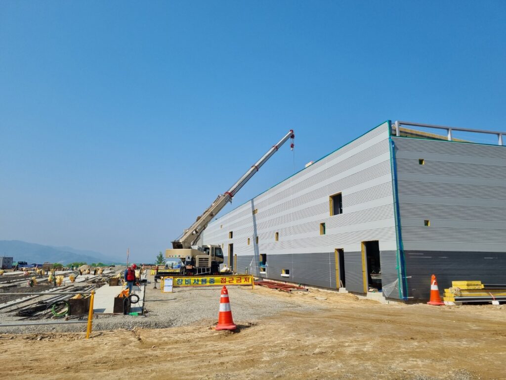 충주 맹꽁이 크레인 작업 미소크레인
