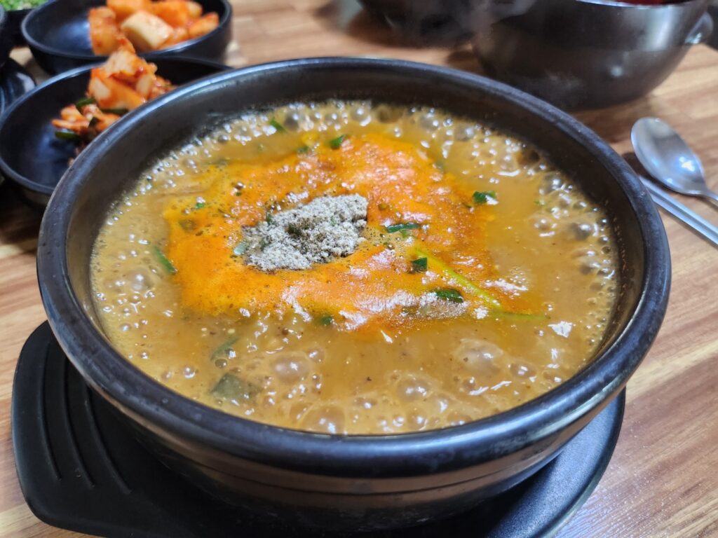충주 소탱이어죽 국수